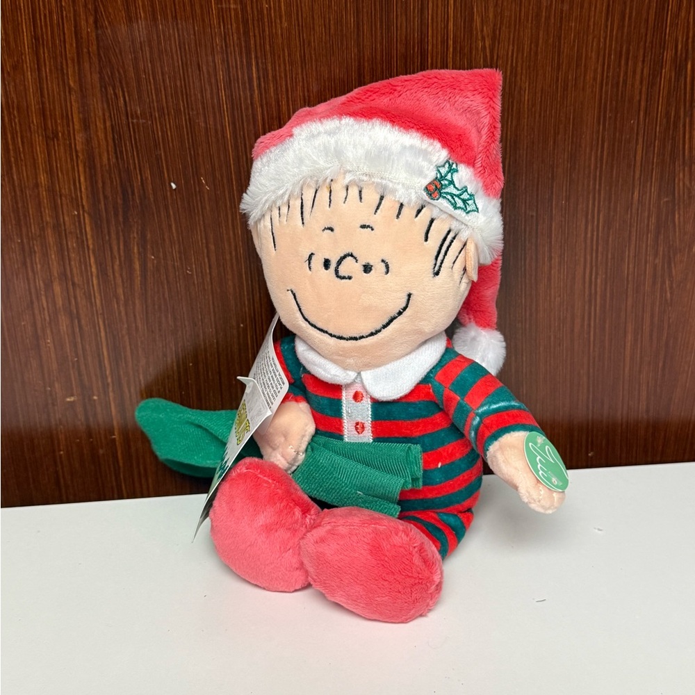Peanuts Musical Linus Festive Plush Toy